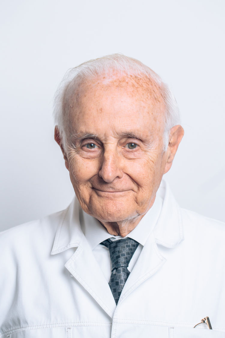 Dr. de Moragas
